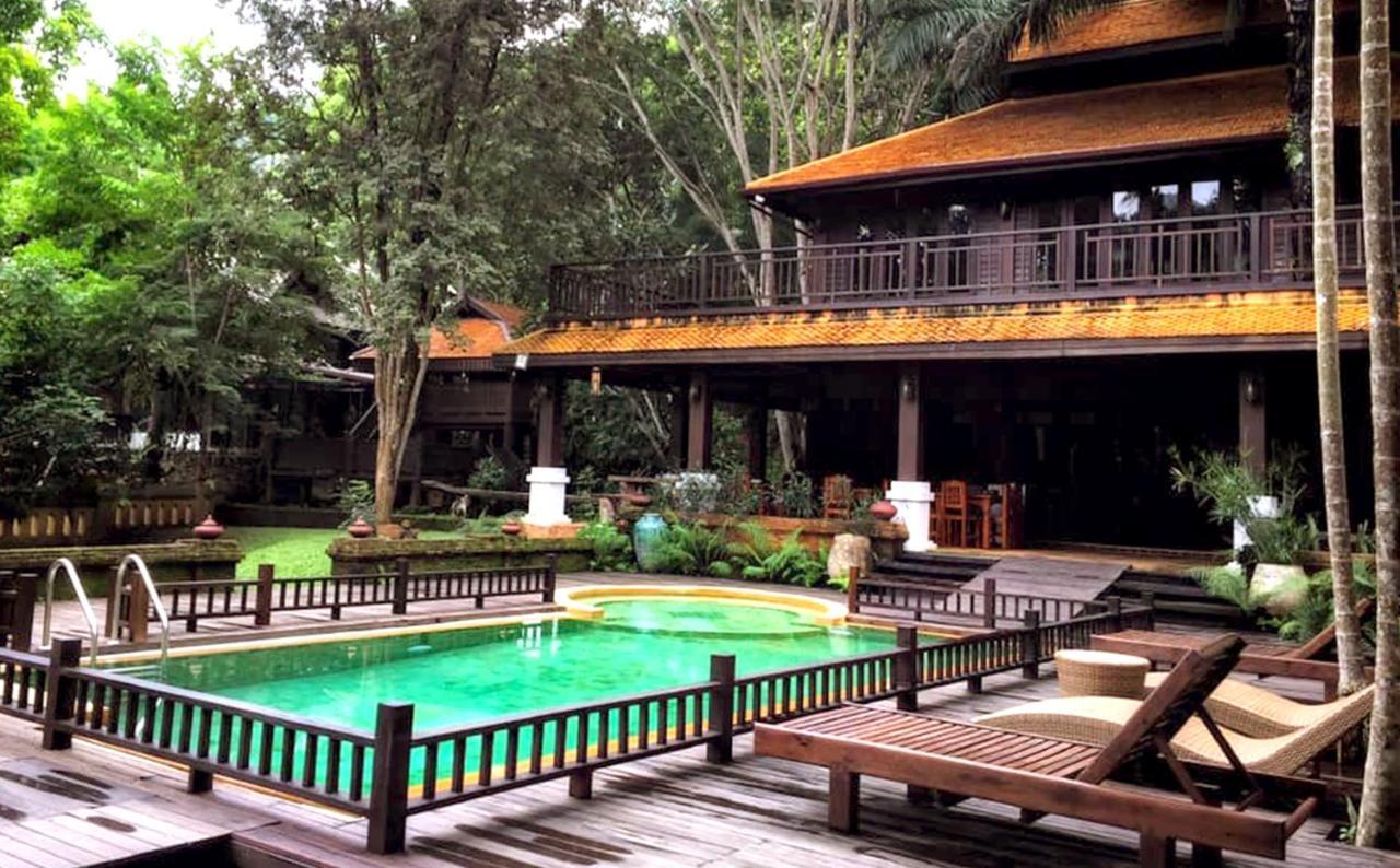 คุ้มสะเมิง-Samoeng Center Hotel Екстериор снимка